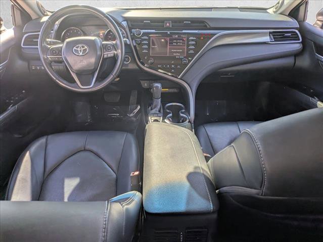 Used 2018 Toyota Camry XSE image 15