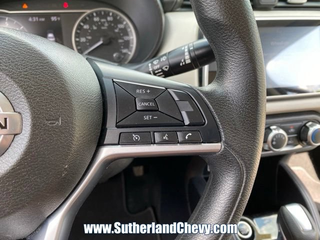 Used 2021 Nissan Versa SV FWD image 20