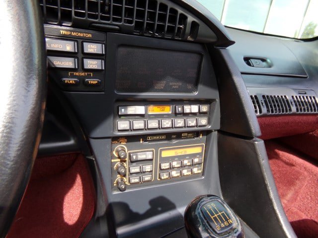 Used 1993 Chevrolet Corvette Convertible RWD image 18