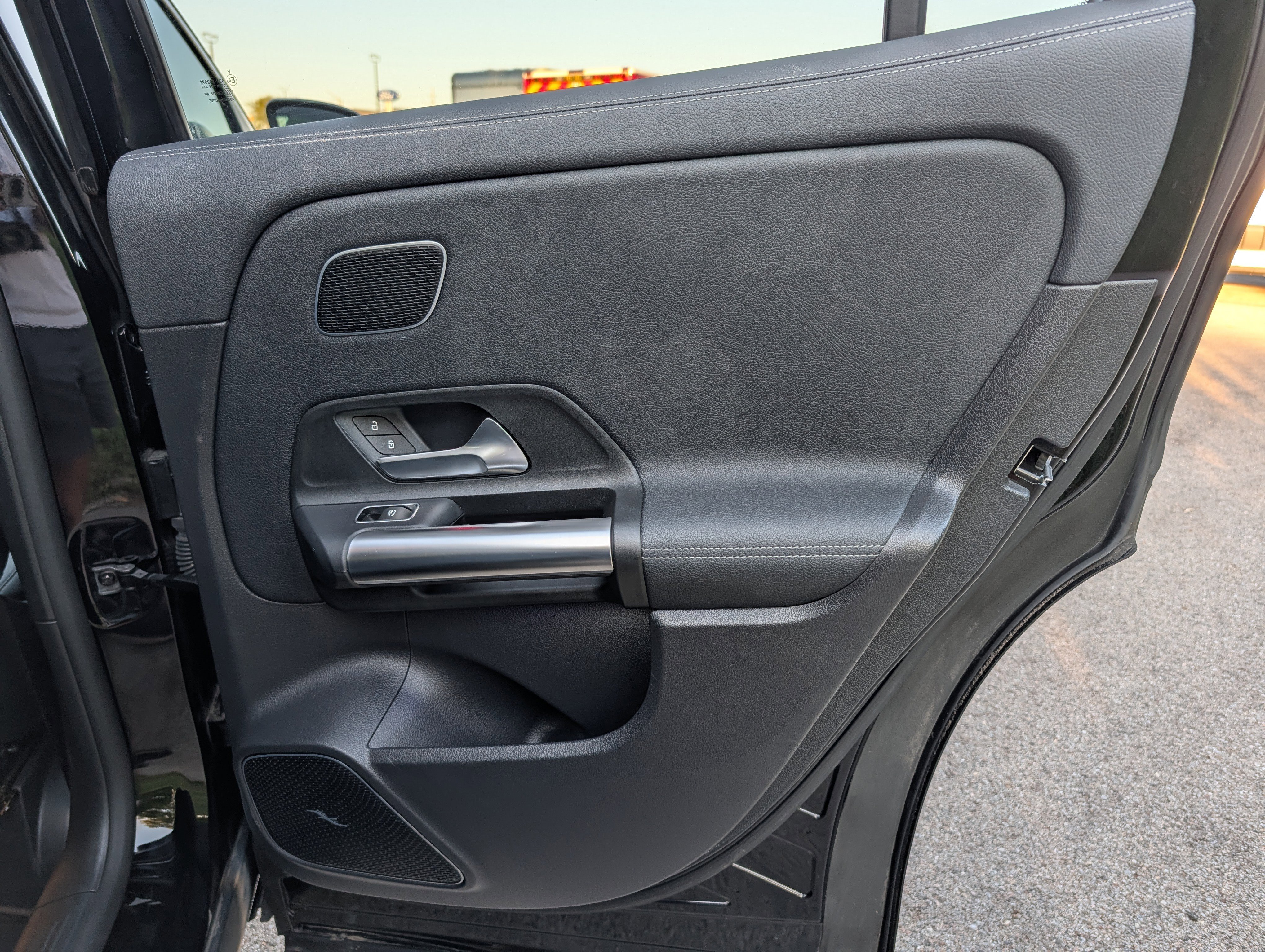 Used 2021 Mercedes-Benz GLA 250 4MATIC image 34