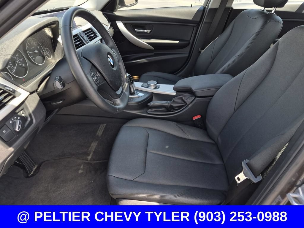 Used 2018 BMW 320i xDrive Sedan AWD/4WD image 31