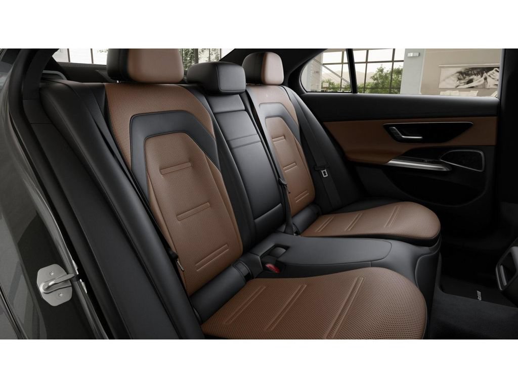 New 2026 Mercedes-Benz E 53 AMG e 4MATIC Sedan image 5