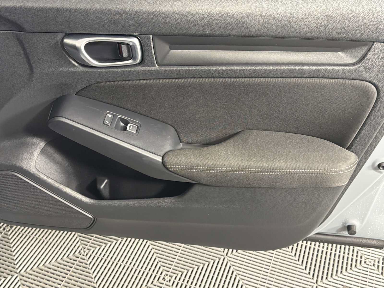 Used 2025 Honda Civic Sport image 14