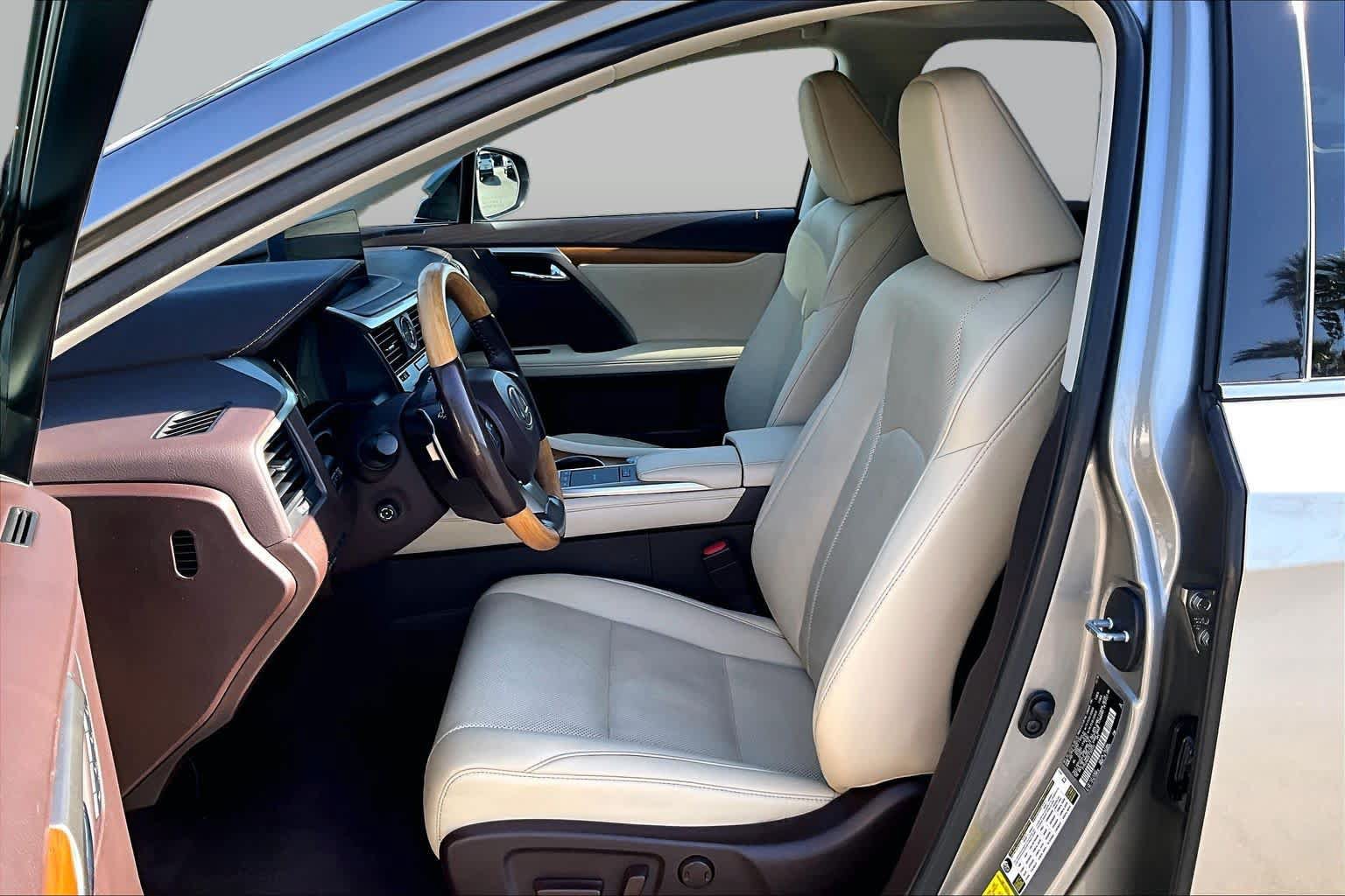 Used 2020 Lexus RX 350 FWD w/ Premium Package image 7