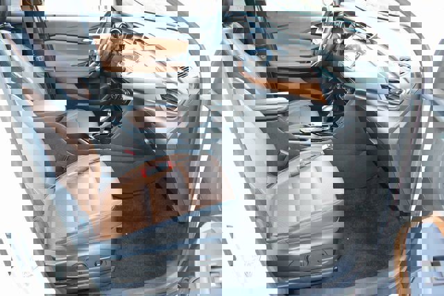 Used 2021 Buick Encore GX Essence image 16