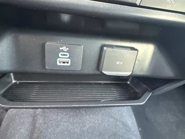 Used 2025 Ford F250 XLT image 34