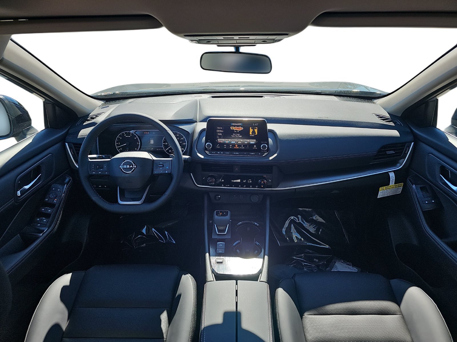 New 2027 Nissan Rogue Dark Armor FWD image 13