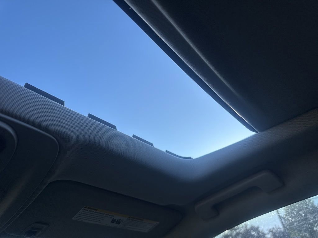 Used 2015 Chevrolet Equinox LTZ AWD/4WD image 10