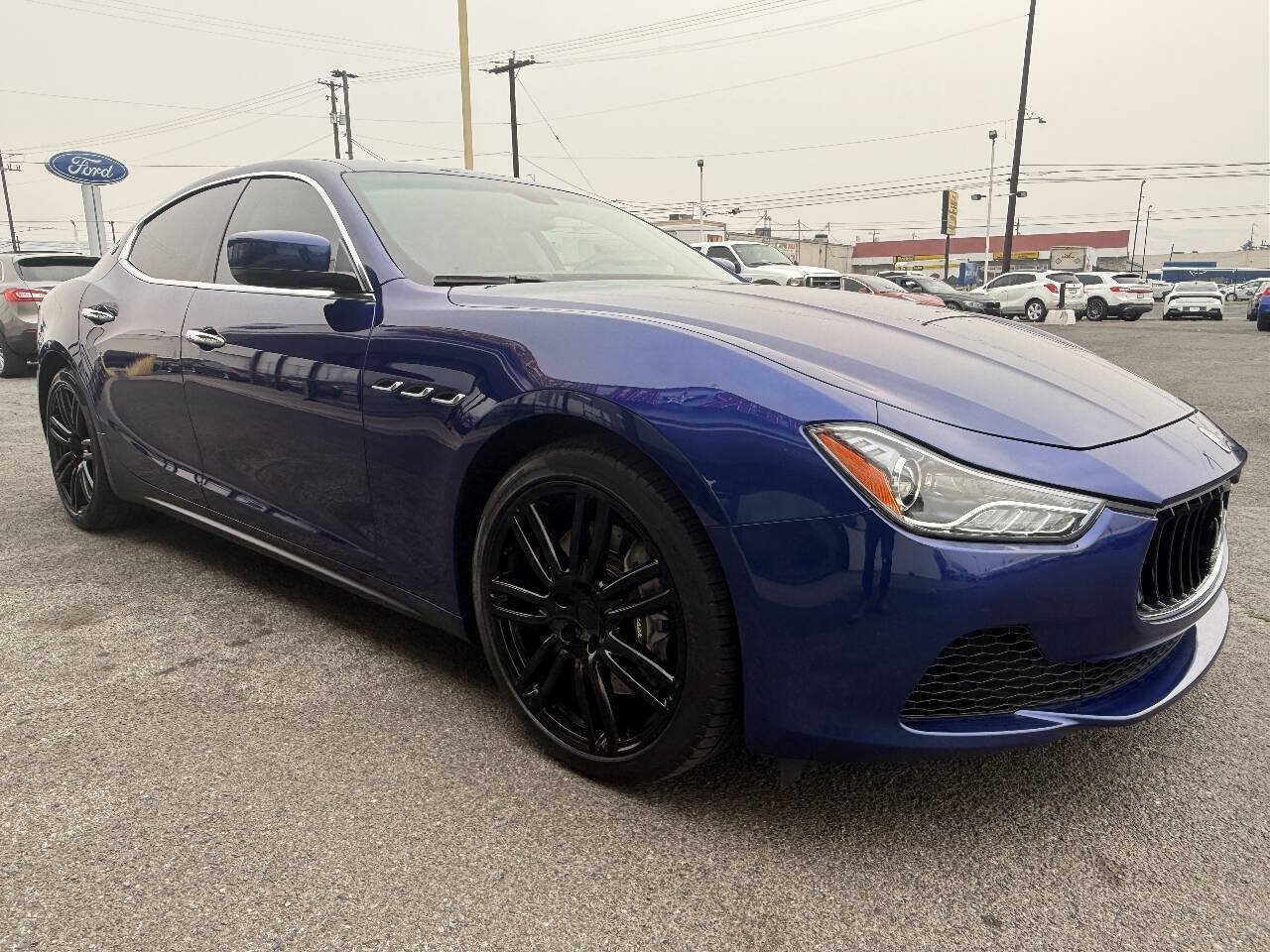 Used 2015 Maserati Ghibli RWD image 2