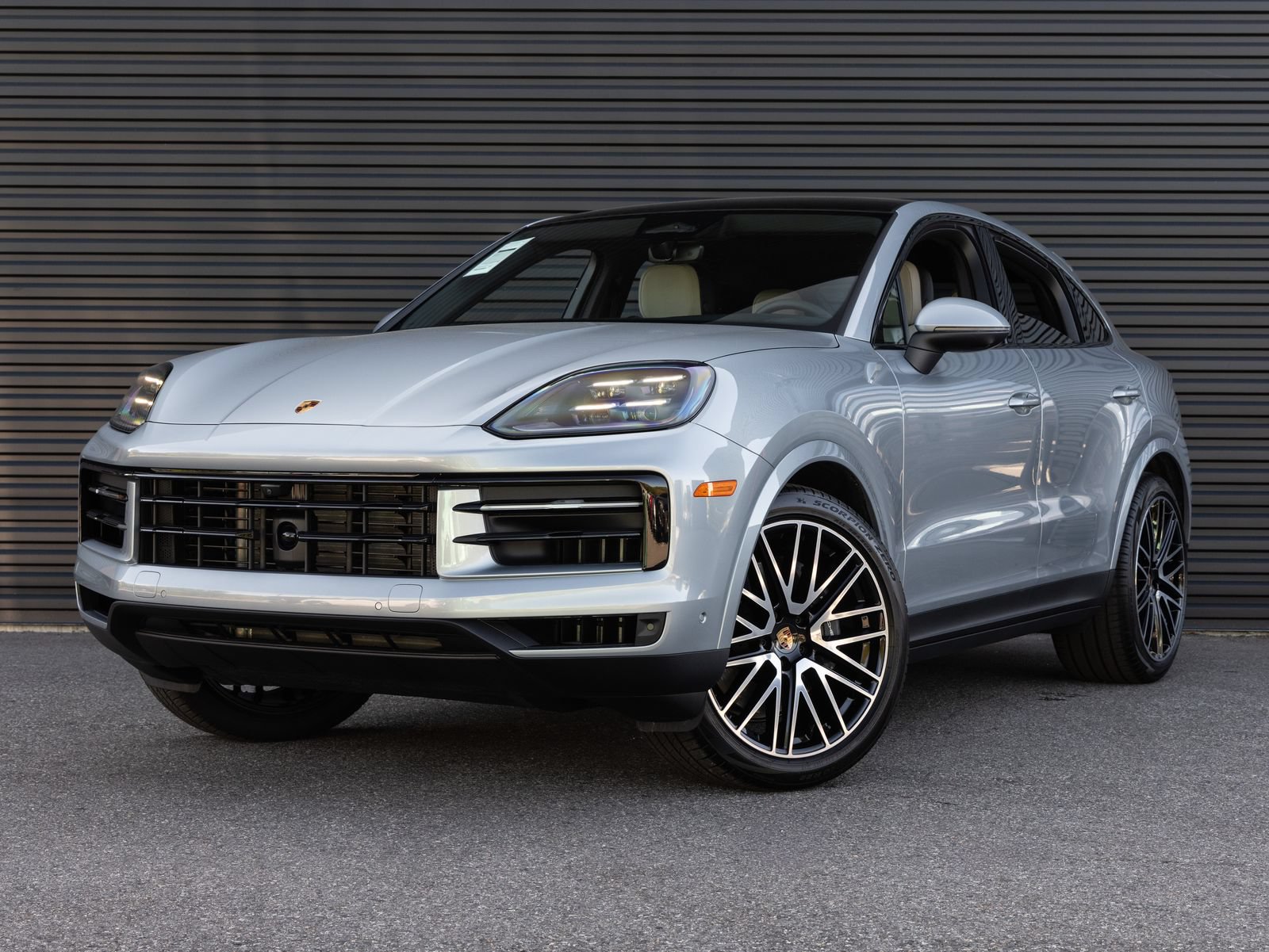 New 2026 Porsche Cayenne Coupe AWD/4WD image 1