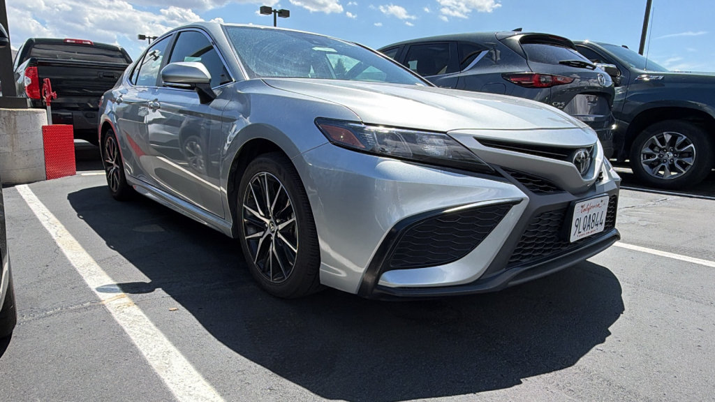 Certified 2024 Toyota Camry SE FWD video 1