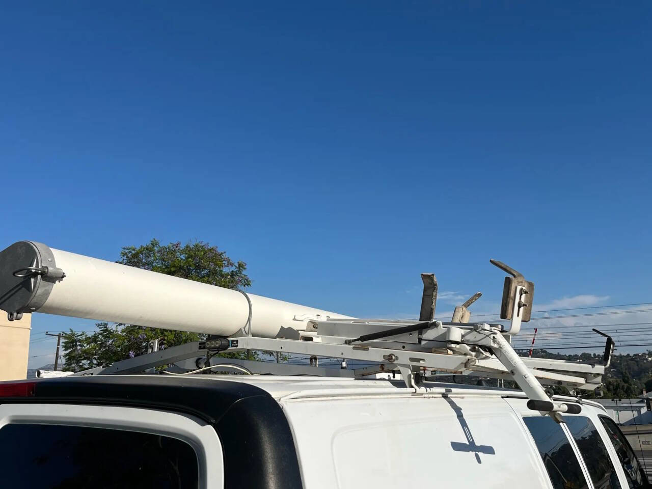 Used 2012 Chevrolet Express 2500 w/ Cold Climate Package image 12