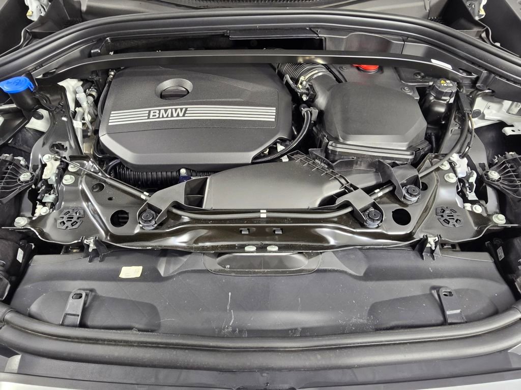 Certified 2025 BMW X2 xDrive28i w/ Convenience Package image 12