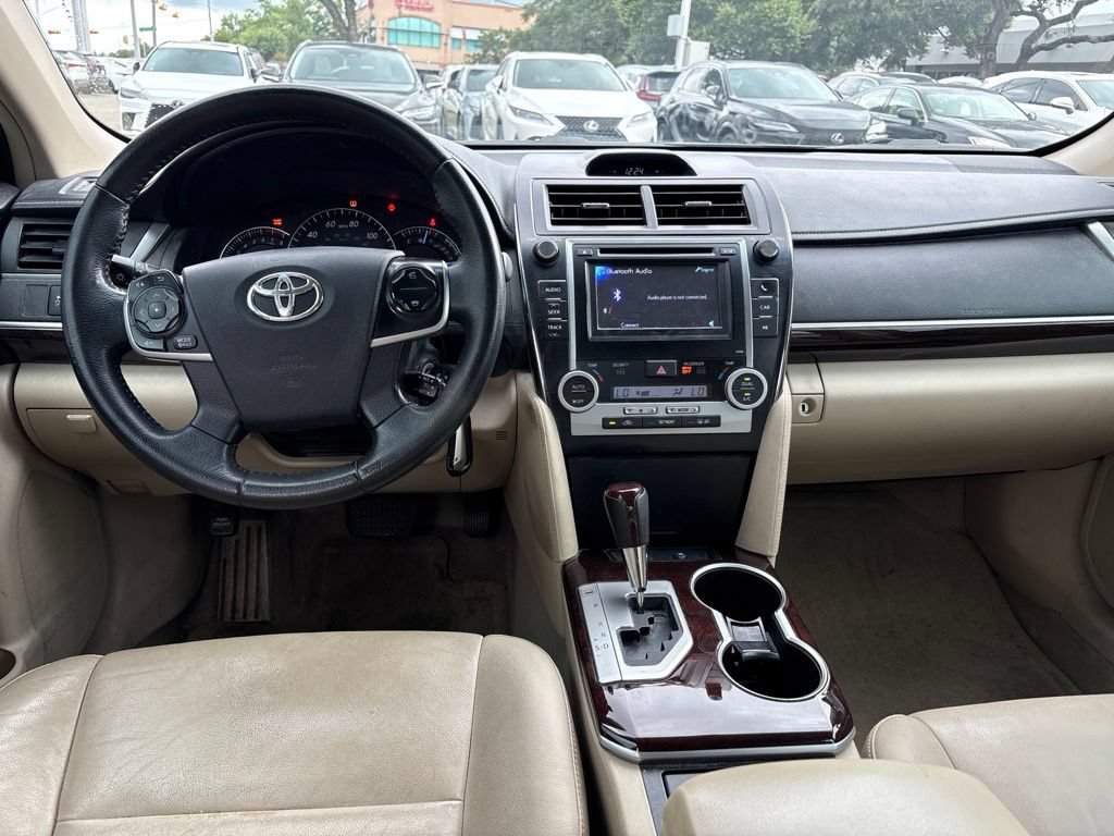 Used 2014 Toyota Camry XLE FWD image 18