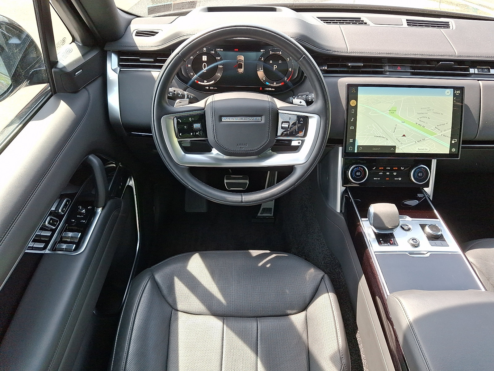 Used 2023 Land Rover Range Rover SE AWD/4WD image 4