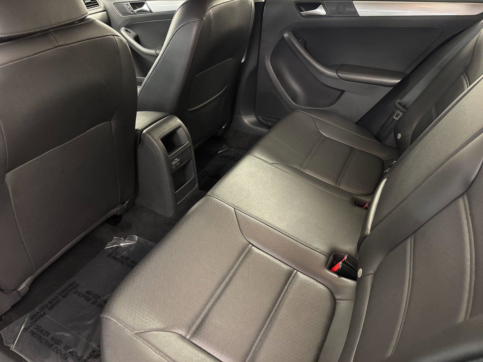 Used 2018 Volkswagen Jetta SE image 11