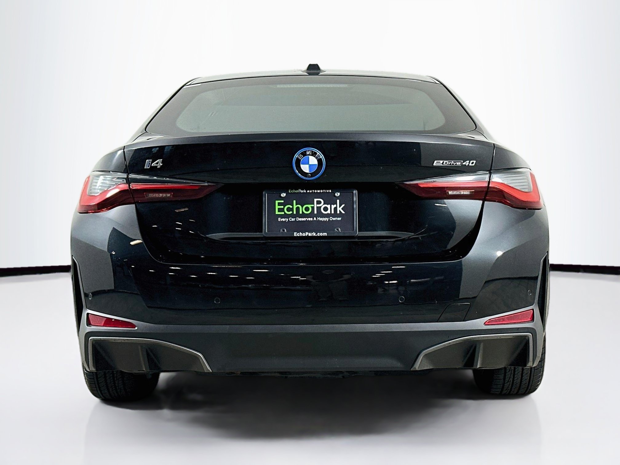 Used 2025 BMW i4 eDrive40 RWD image 7