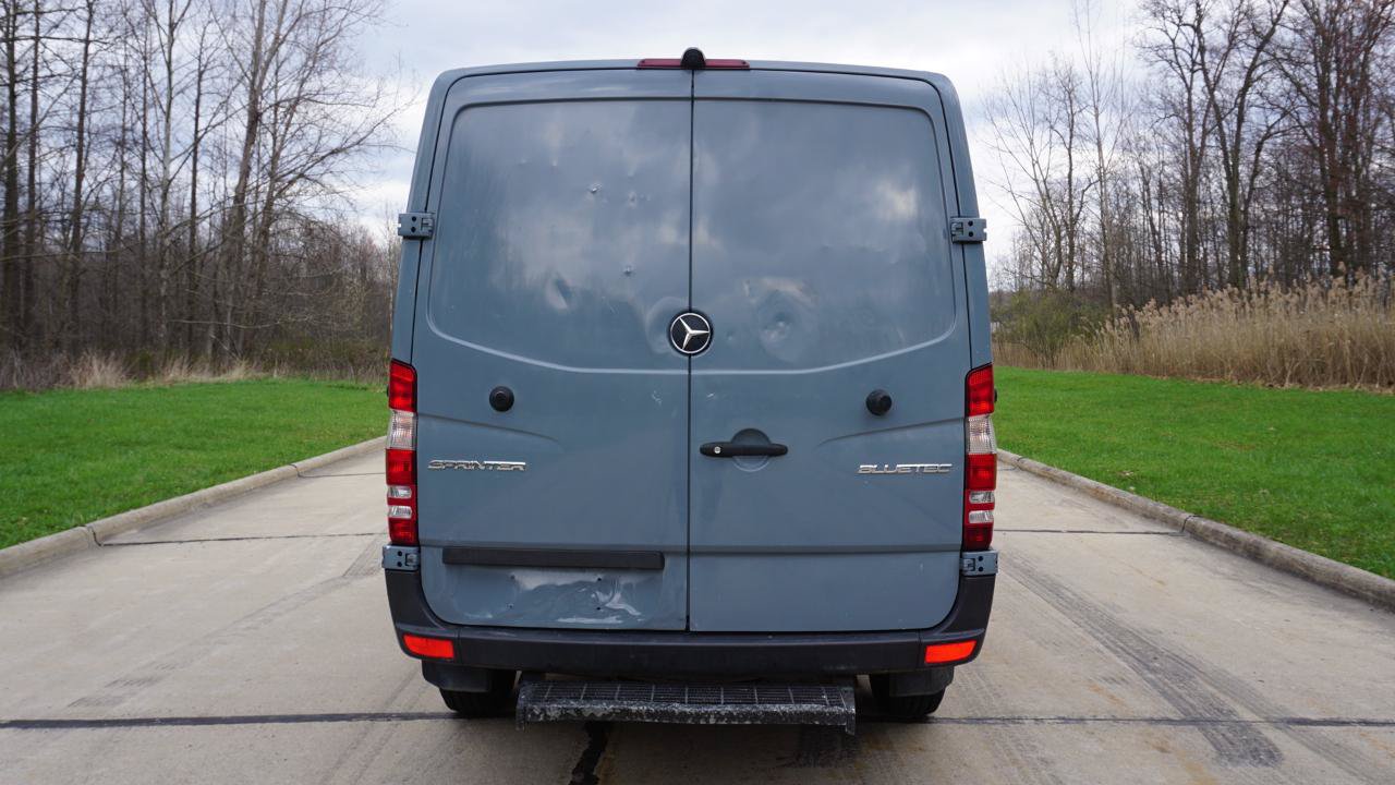 Used 2016 Mercedes-Benz Sprinter 2500 image 4
