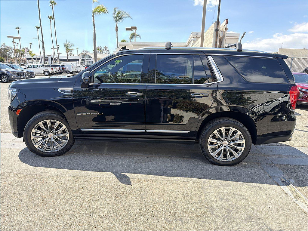 Used 2021 GMC Yukon Denali w/ Denali Ultimate Package RWD image 8