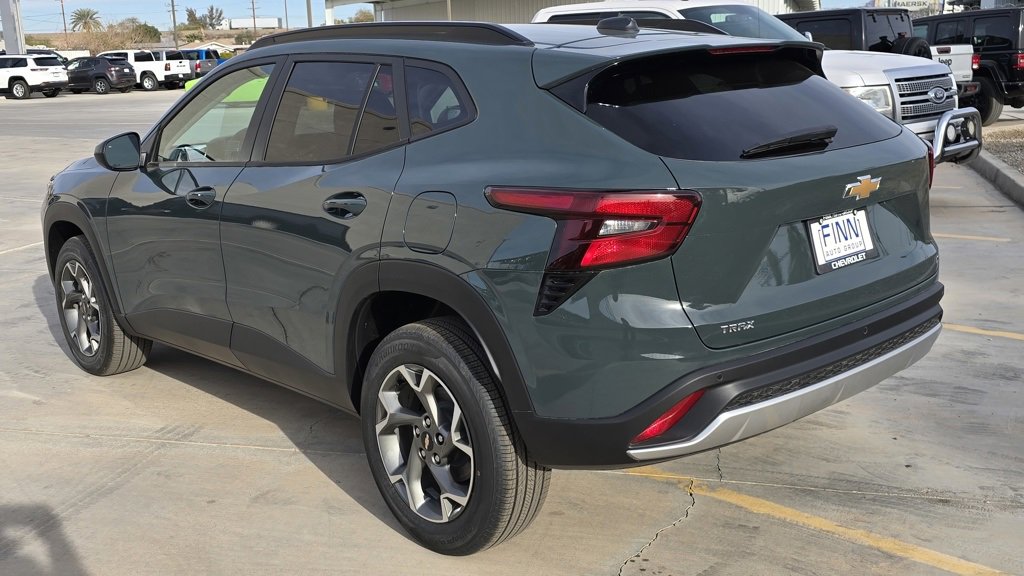 New 2025 Chevrolet Trax LT w/ Driver Confidence Package image 5