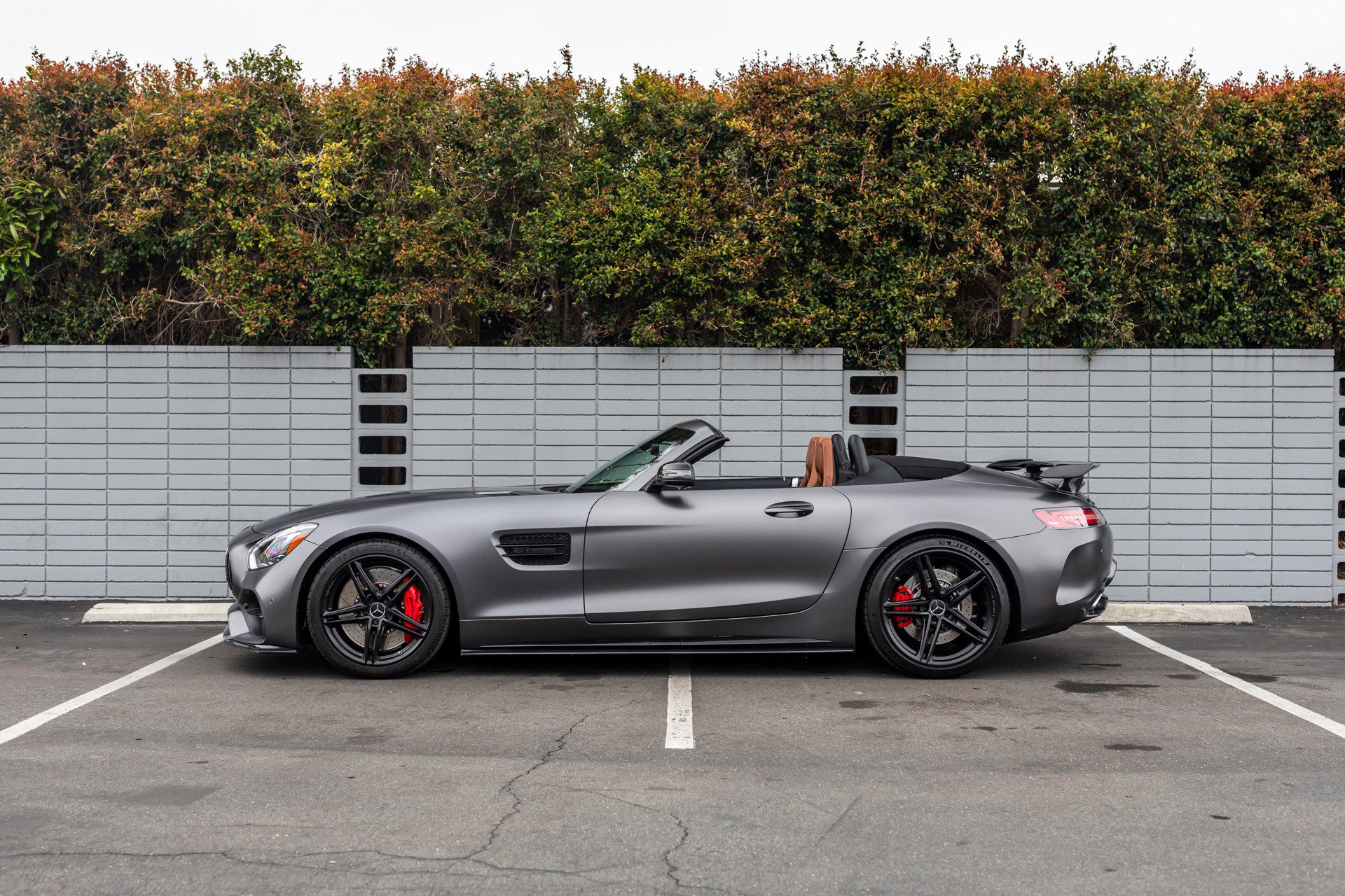 Used 2018 Mercedes-Benz AMG GT C image 22