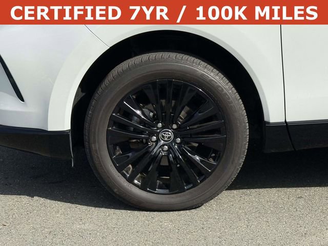 Used 2023 Toyota Venza Nightshade AWD/4WD image 5