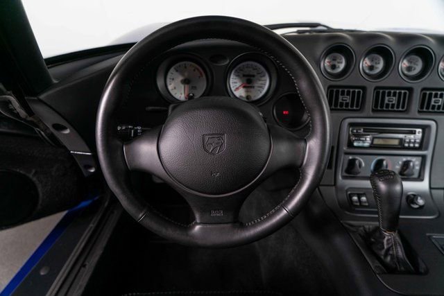 Used 1996 Dodge Viper GTS RWD image 17