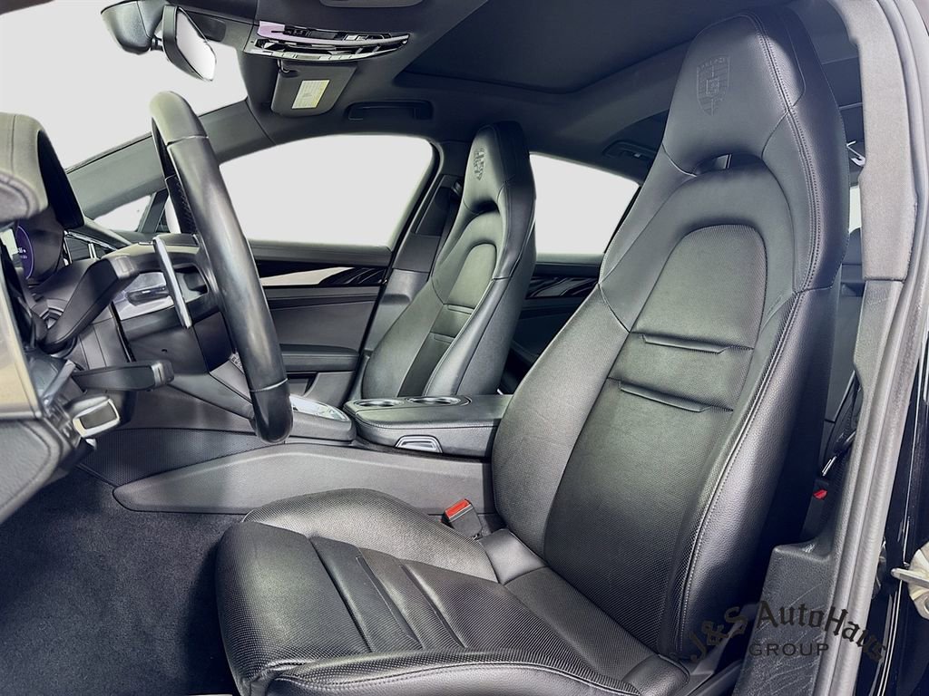 Used 2022 Porsche Panamera Platinum Edition image 11