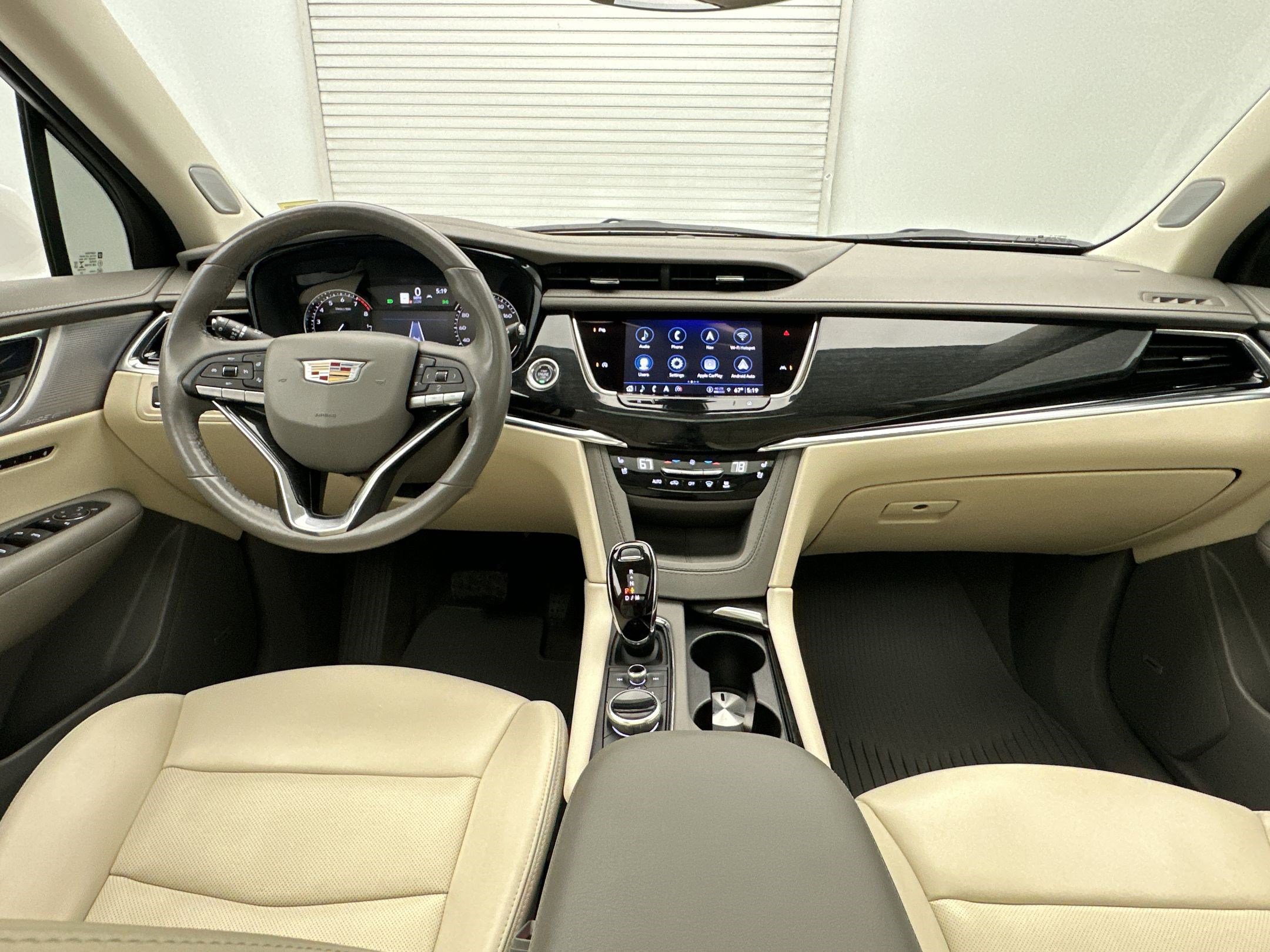 Certified 2023 Cadillac XT6 Premium Luxury image 16