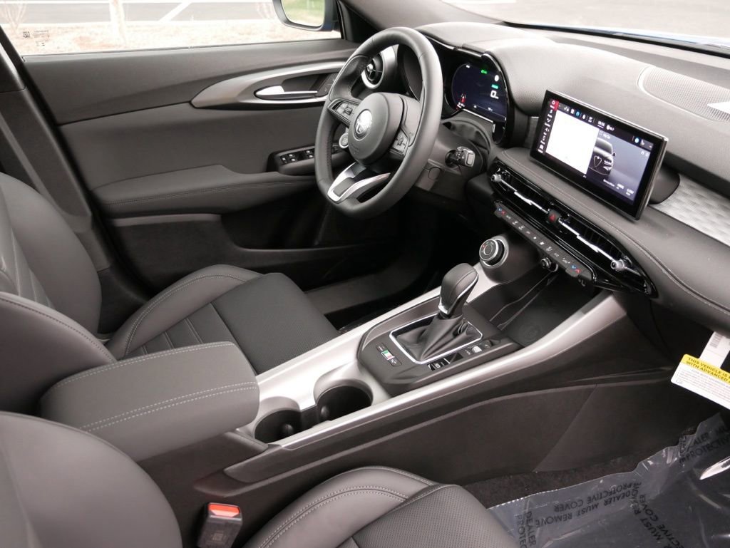 New 2024 Alfa Romeo Tonale Ti w/ Active Assist Package image 36