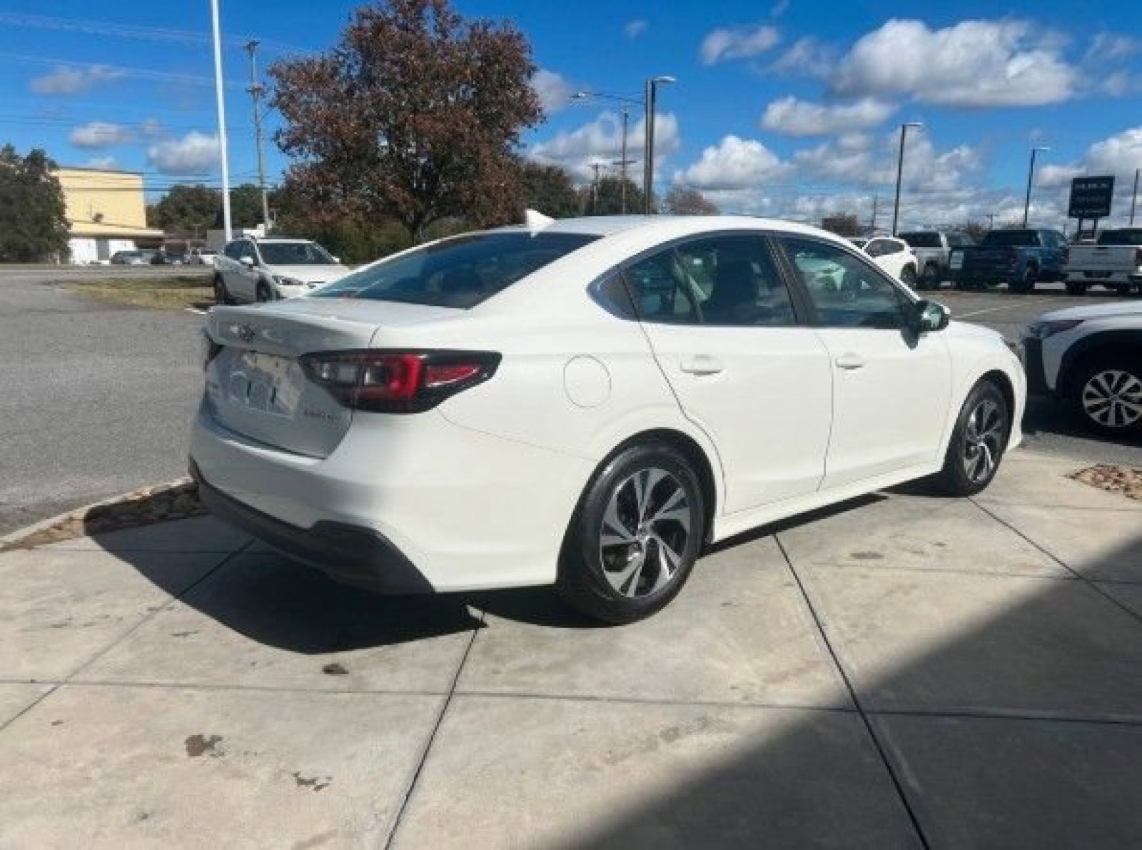 Used 2022 Subaru Legacy Premium image 2