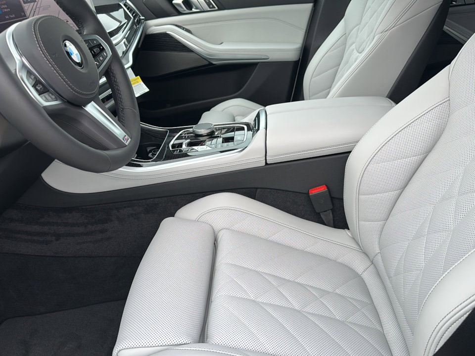 New 2026 BMW X5 sDrive40i w/ M Sport Package RWD image 10