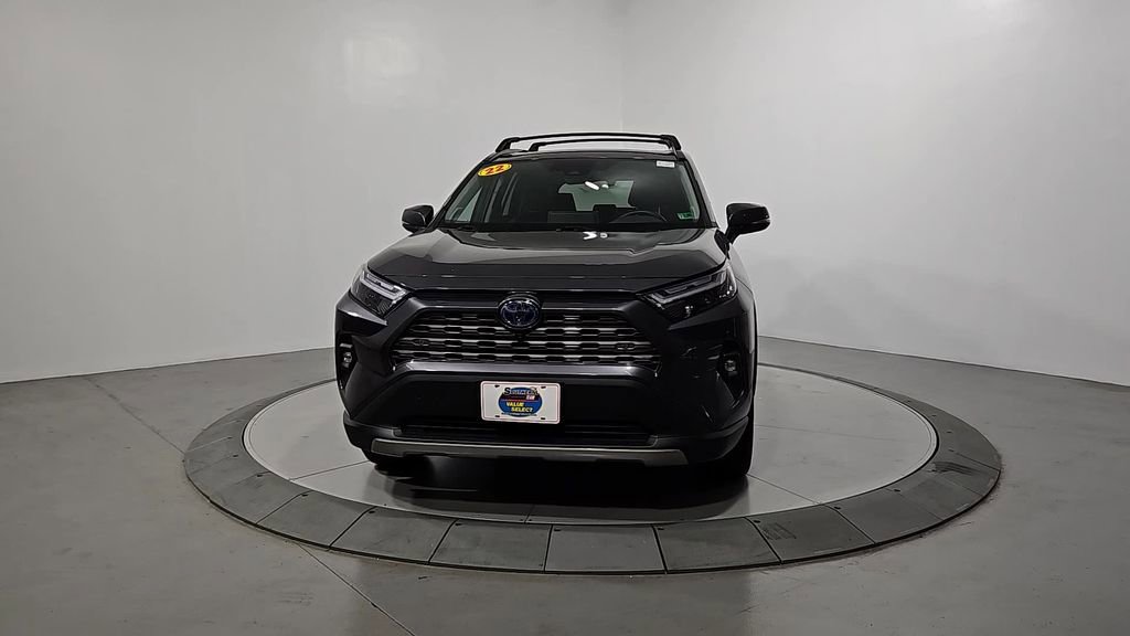 Used 2022 Toyota RAV4 Limited image 9