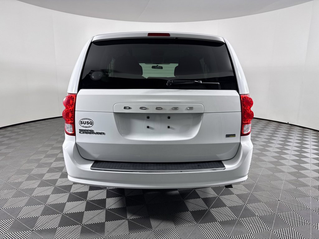 Used 2016 Dodge Grand Caravan SE w/ Quick Order Package 29E SE image 11