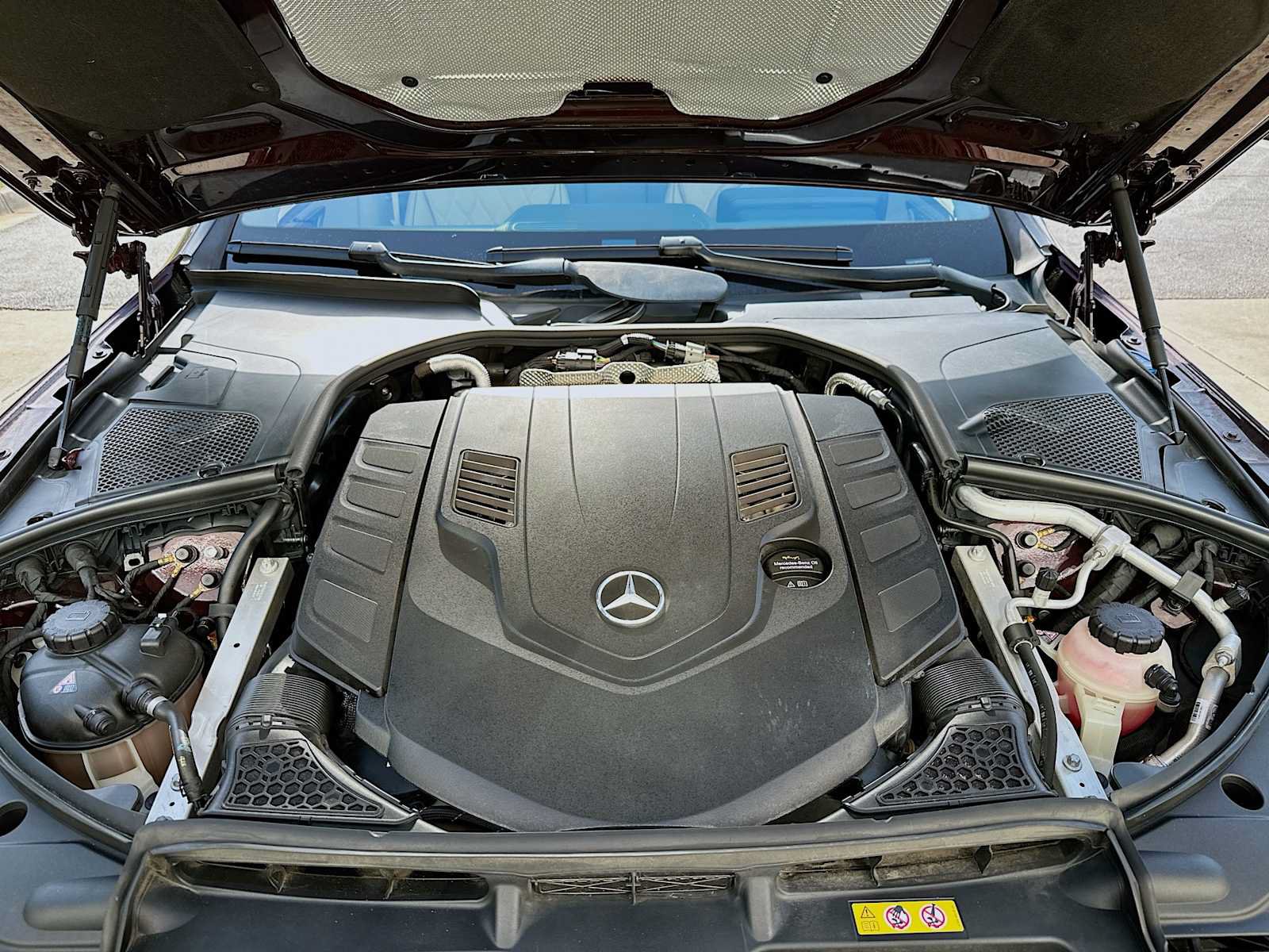 Certified 2022 Mercedes-Benz S 580 4MATIC Sedan w/ Rear Seat Package image 32