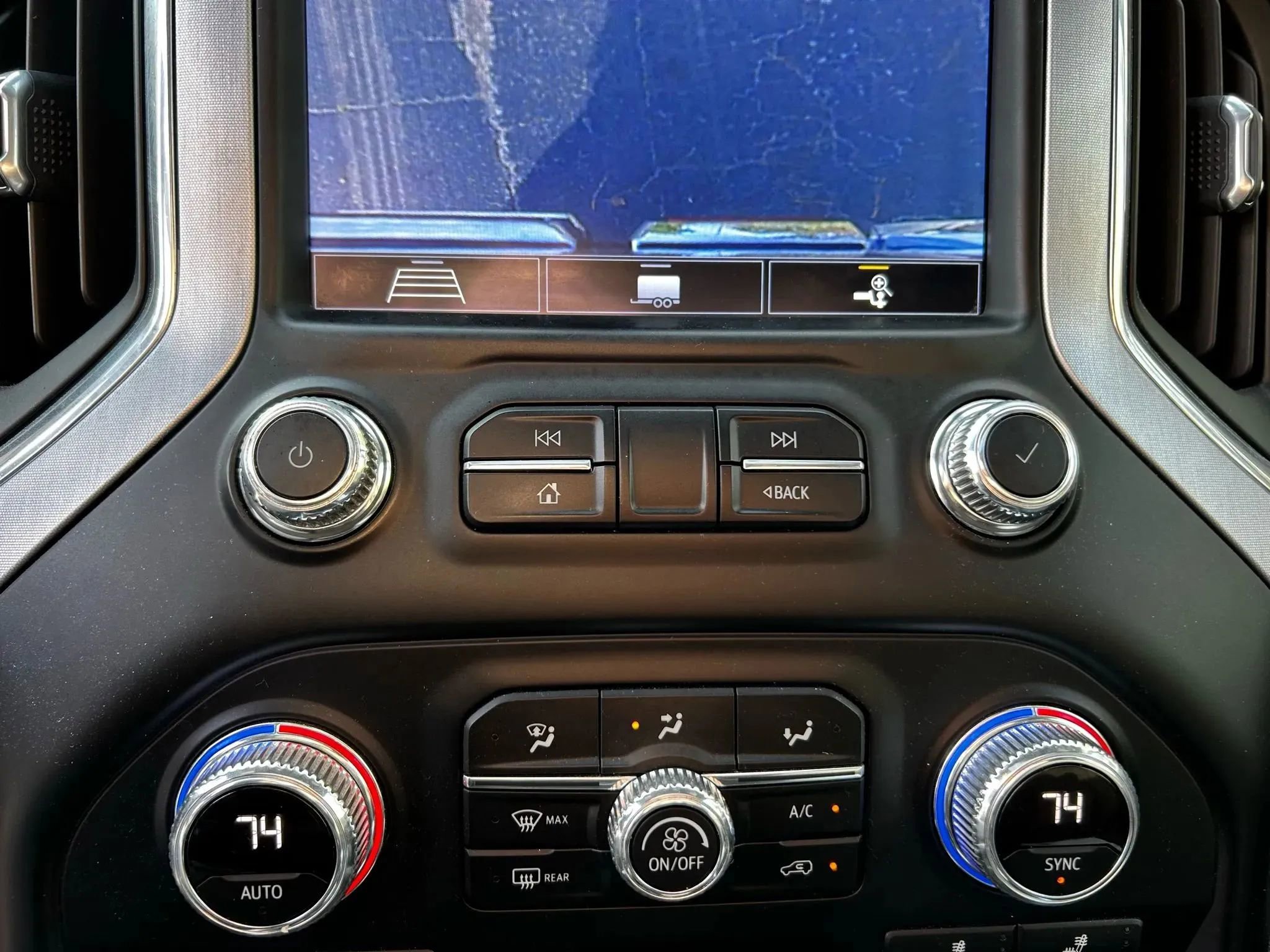 Used 2020 GMC Sierra 1500 Elevation w/ Elevation Value Package image 28