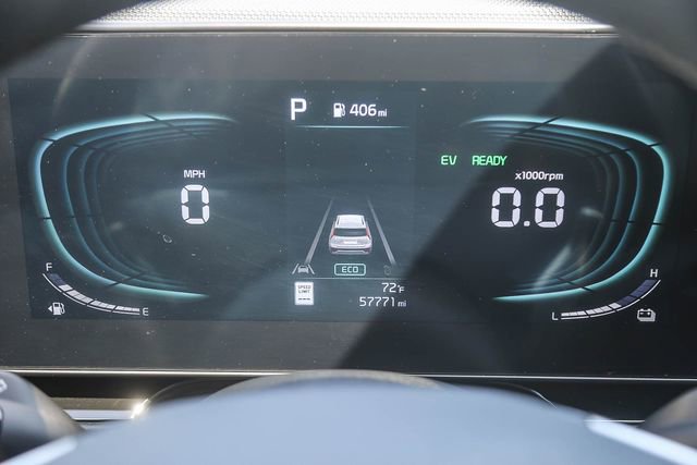 Certified 2025 Kia Niro EX FWD image 24