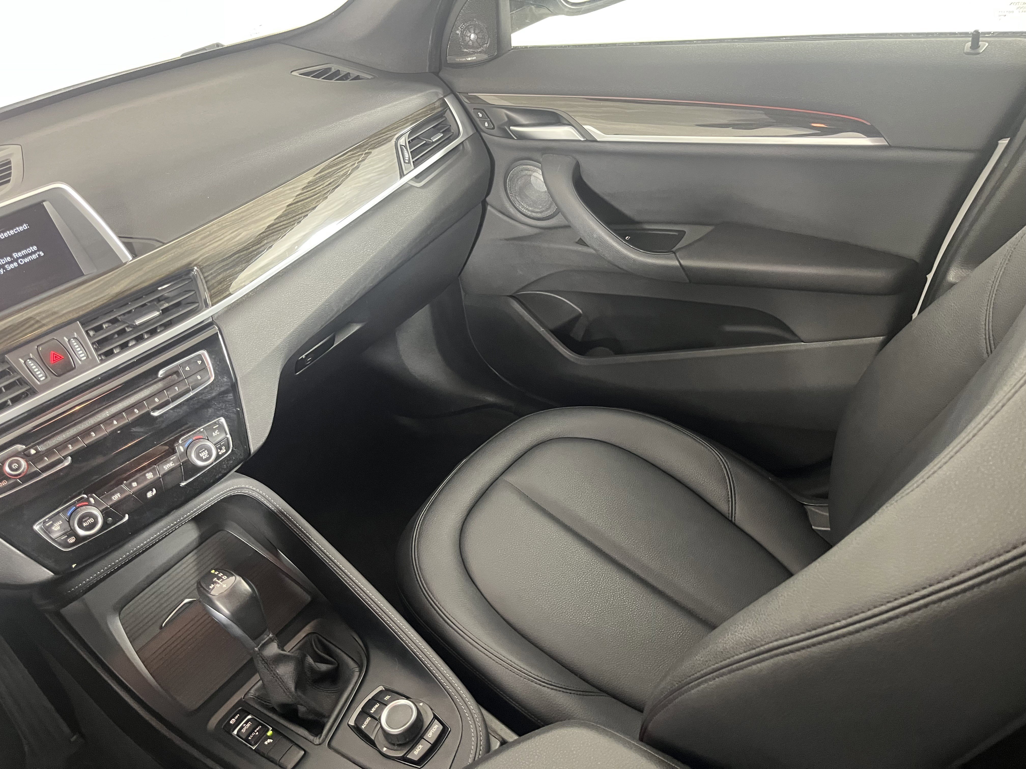 Used 2017 BMW X1 sDrive28i image 11