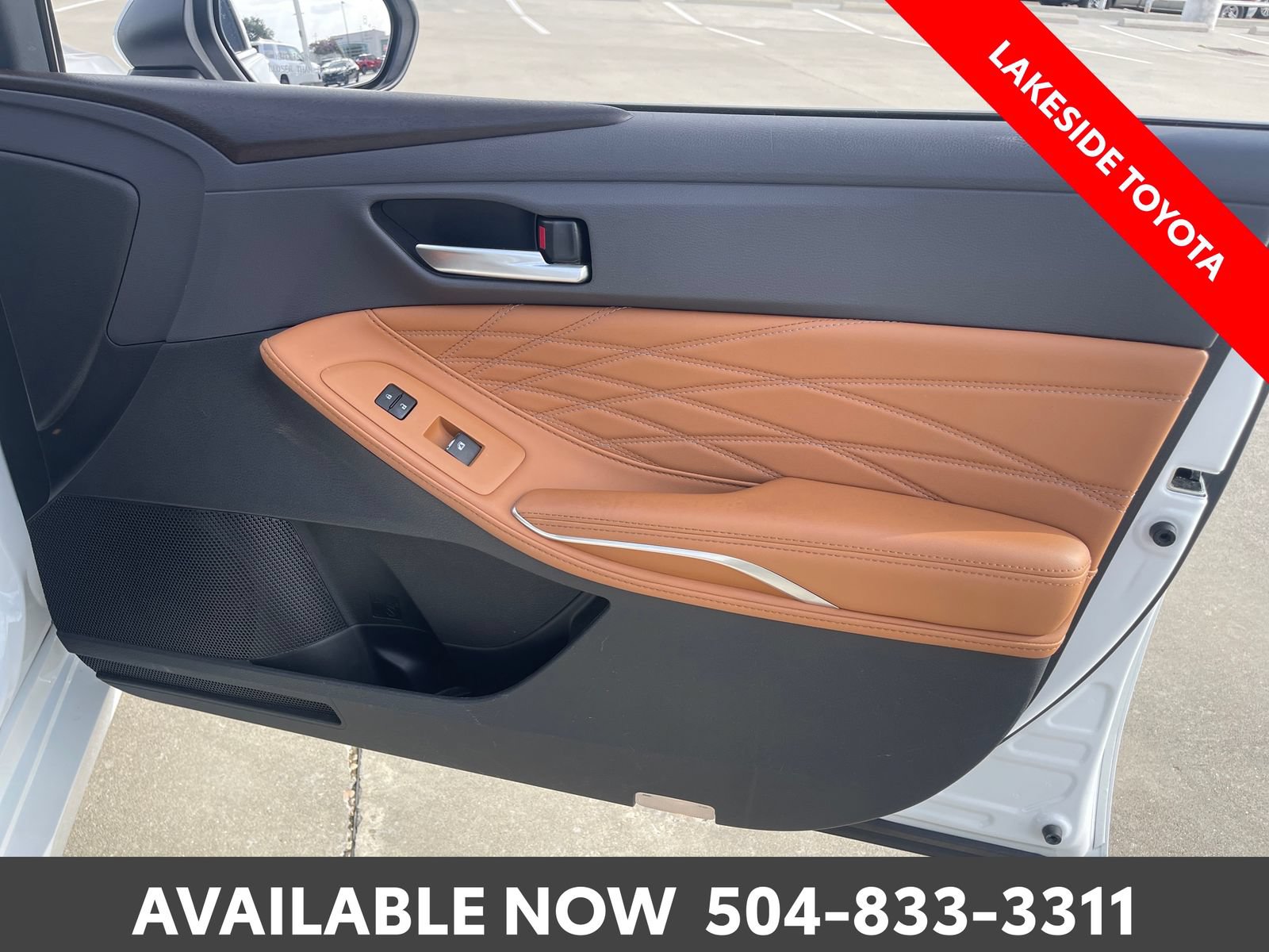 Used 2020 Toyota Avalon Limited FWD image 17