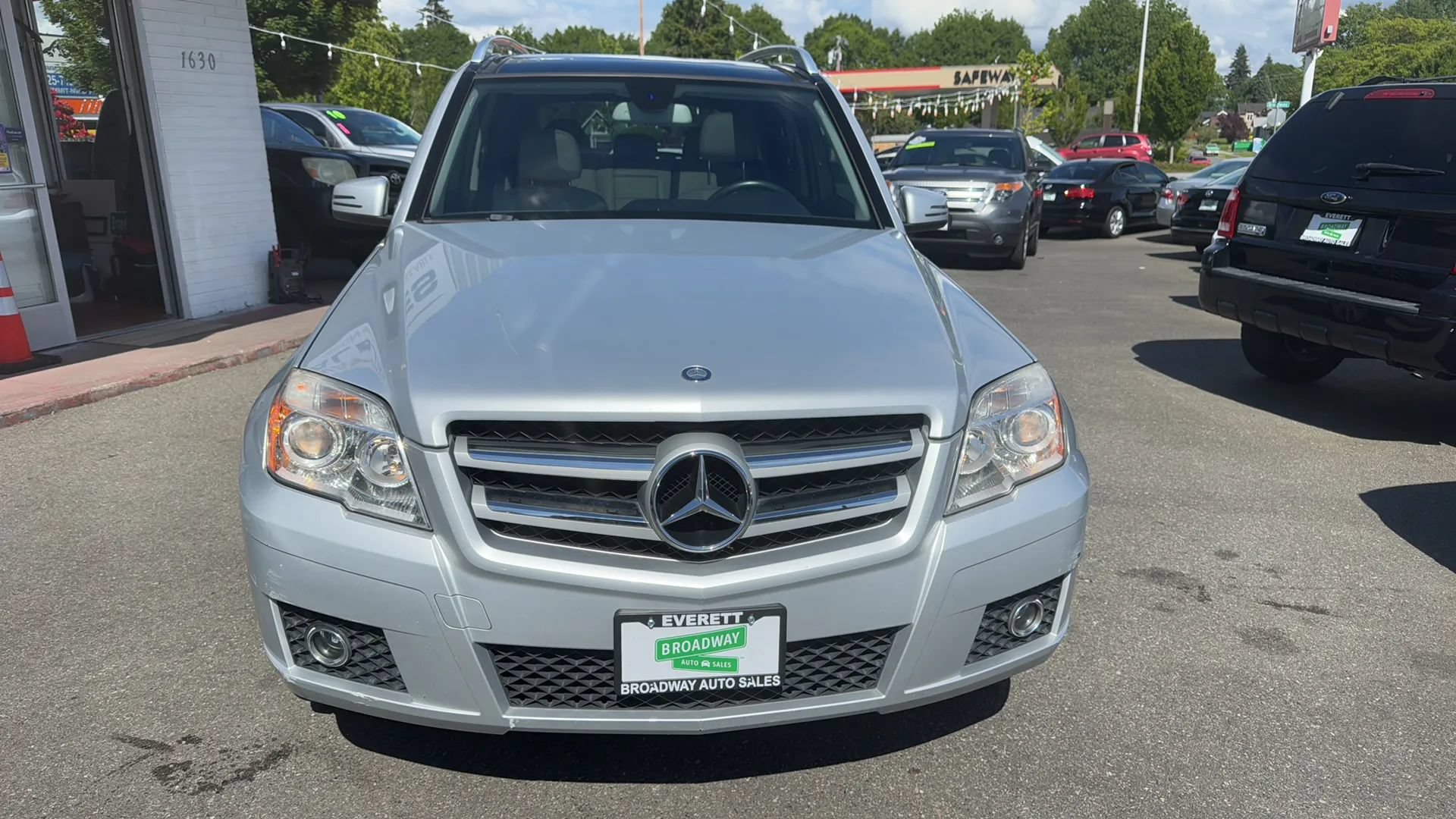 Used 2011 Mercedes-Benz GLK 350 2WD image 2