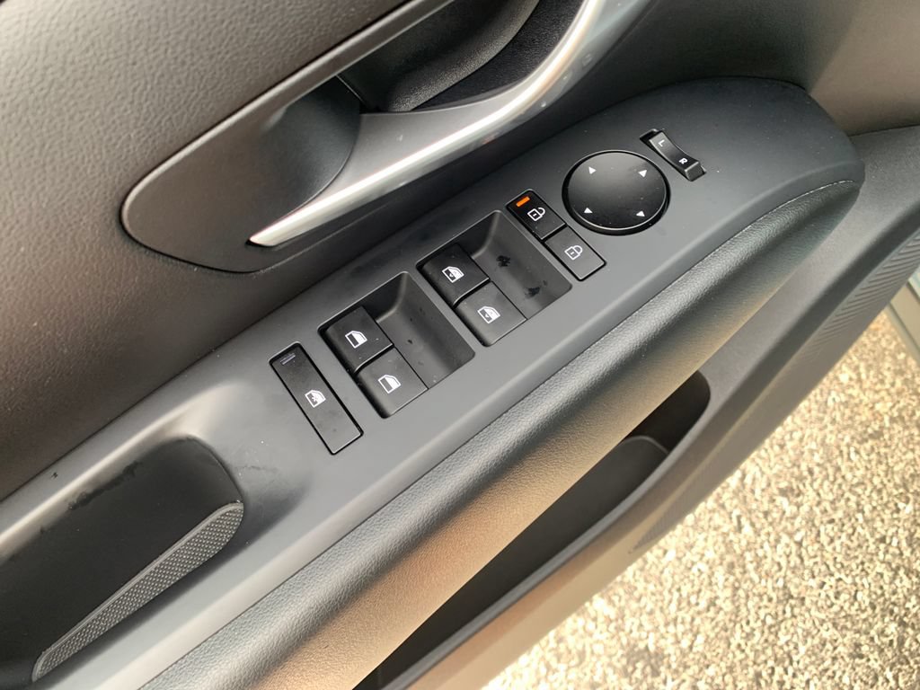Used 2026 Hyundai Santa Cruz SEL FWD image 19