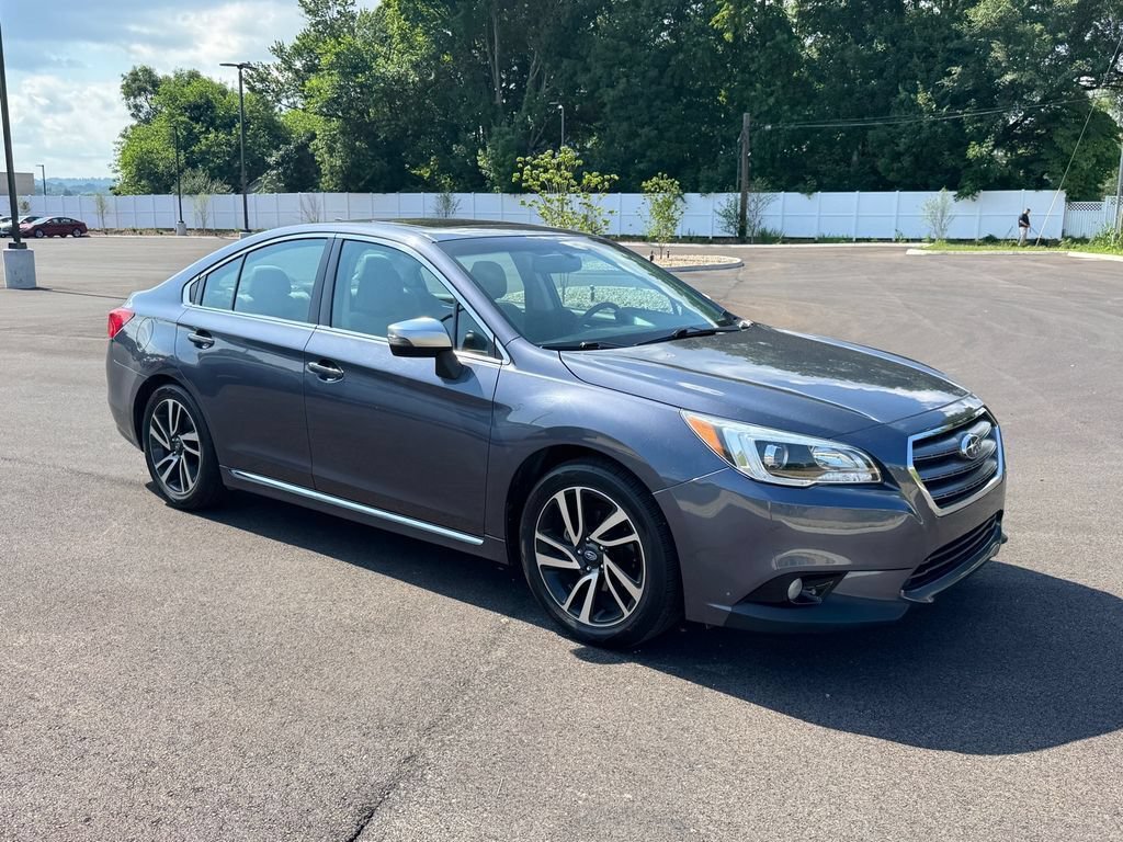 Used 2017 Subaru Legacy 2.5i Sport AWD/4WD image 2
