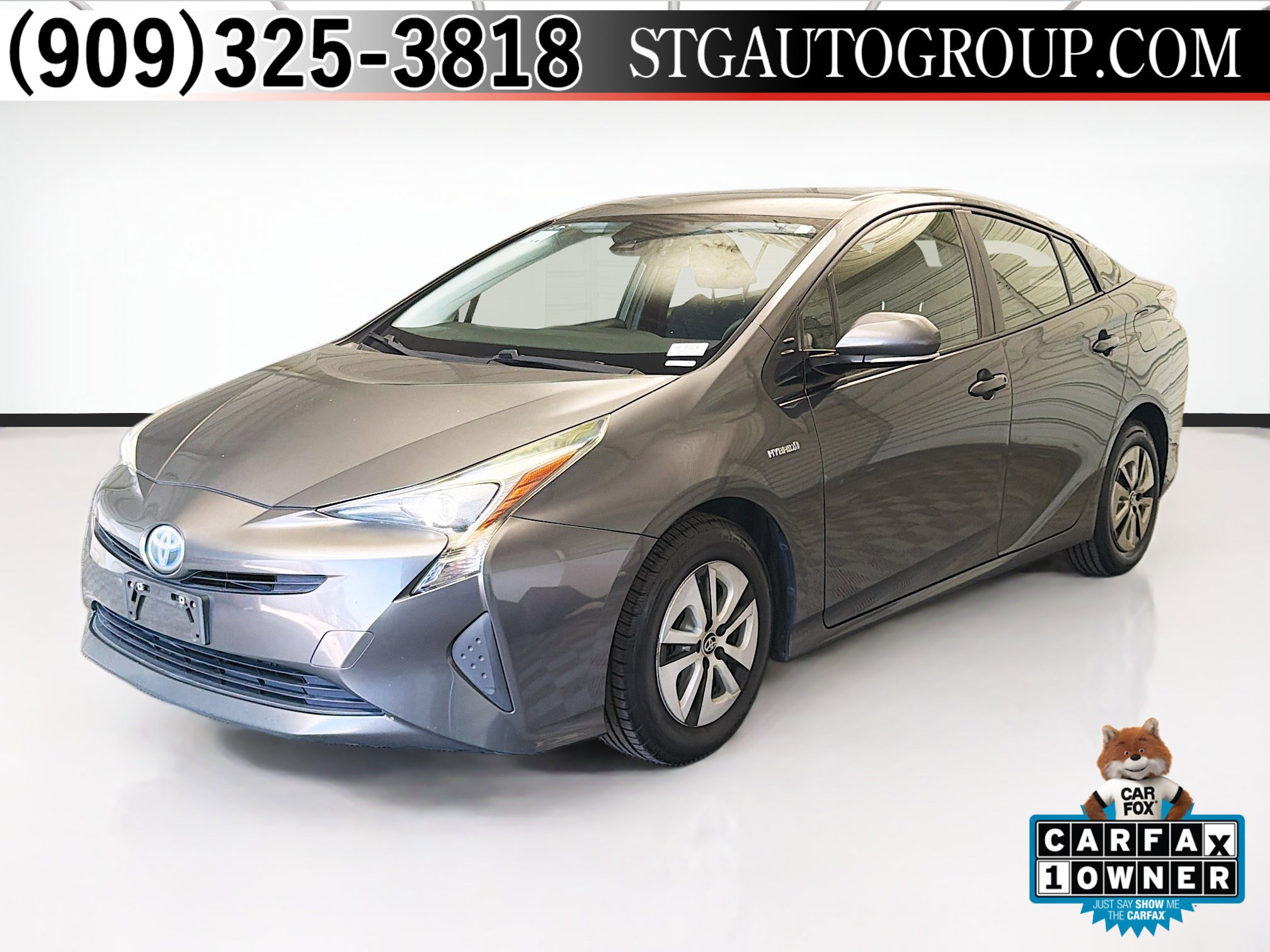 Used 2017 Toyota Prius Three w/ Carpet Mat Package FWD image 1