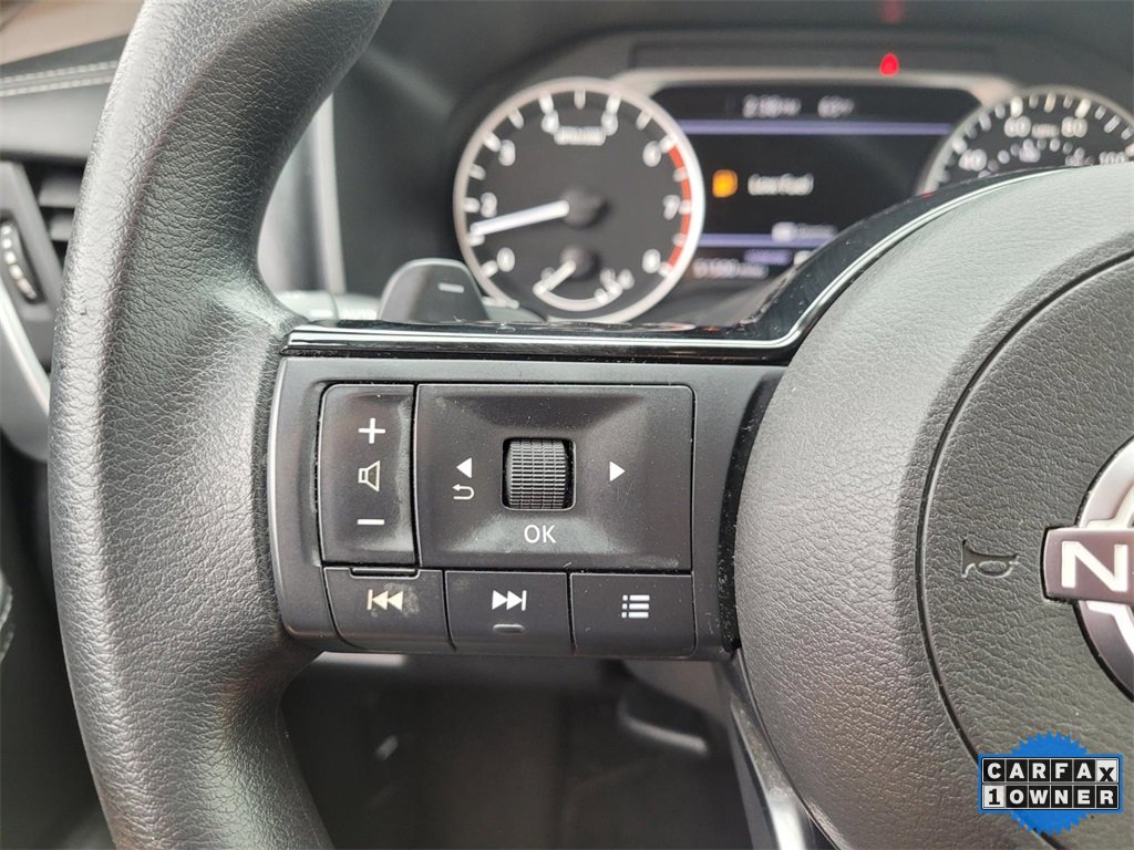 Used 2023 Nissan Rogue SV image 28