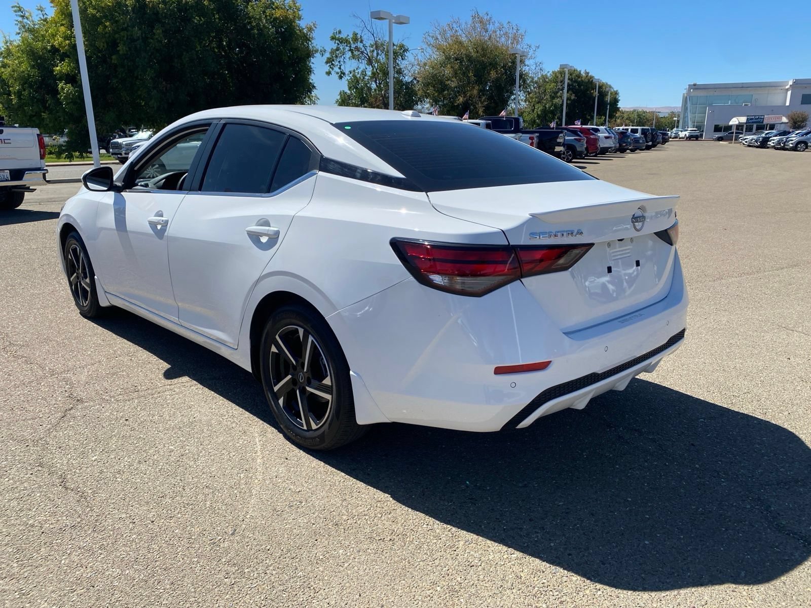 Used 2024 Nissan Sentra SV w/ Lighting Package FWD image 7