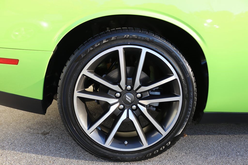 Used 2023 Dodge Challenger R/T image 34