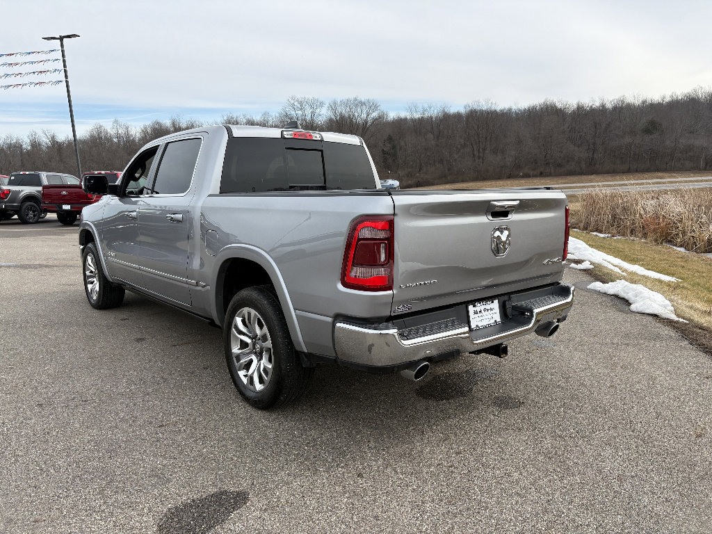 Used 2022 RAM 1500 Limited w/ Cold Weather Group image 3