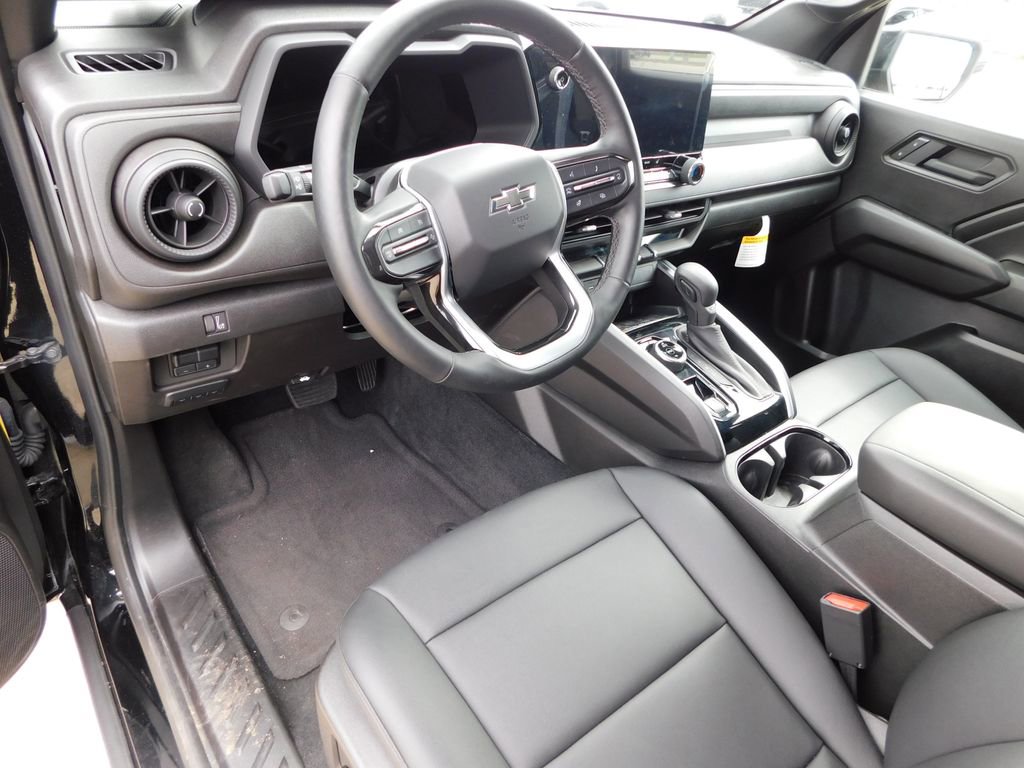 New 2025 Chevrolet Colorado Trail Boss w/ Midnight Edition image 17