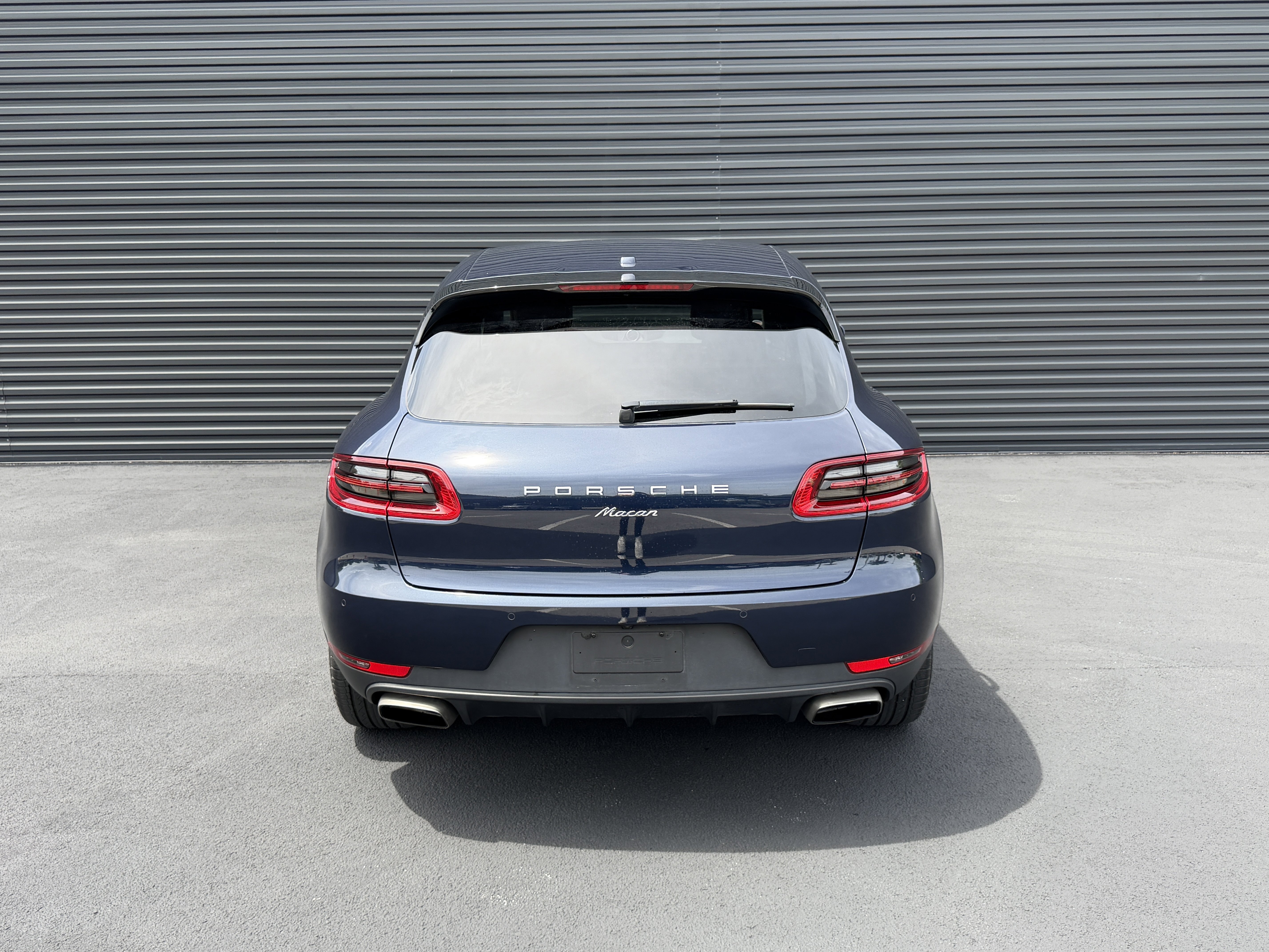 Used 2018 Porsche Macan AWD/4WD image 10