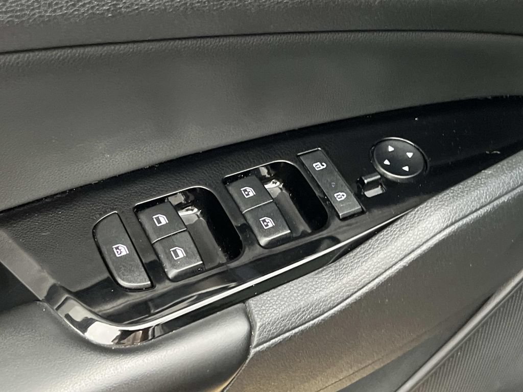 Used 2023 Kia Sportage X-Line w/ X-Line Premium Package AWD/4WD image 14